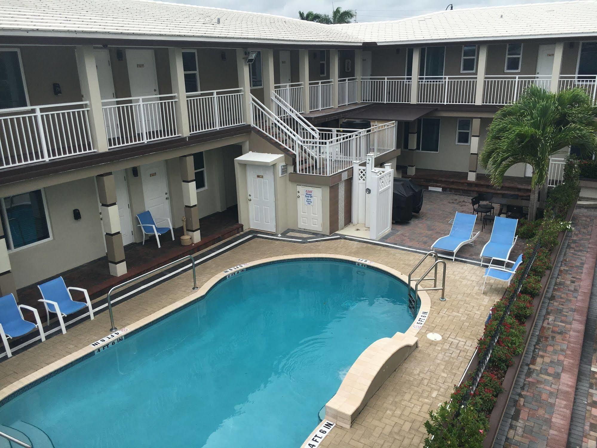 Caribbean Resort Suites Hollywood Exteriér fotografie