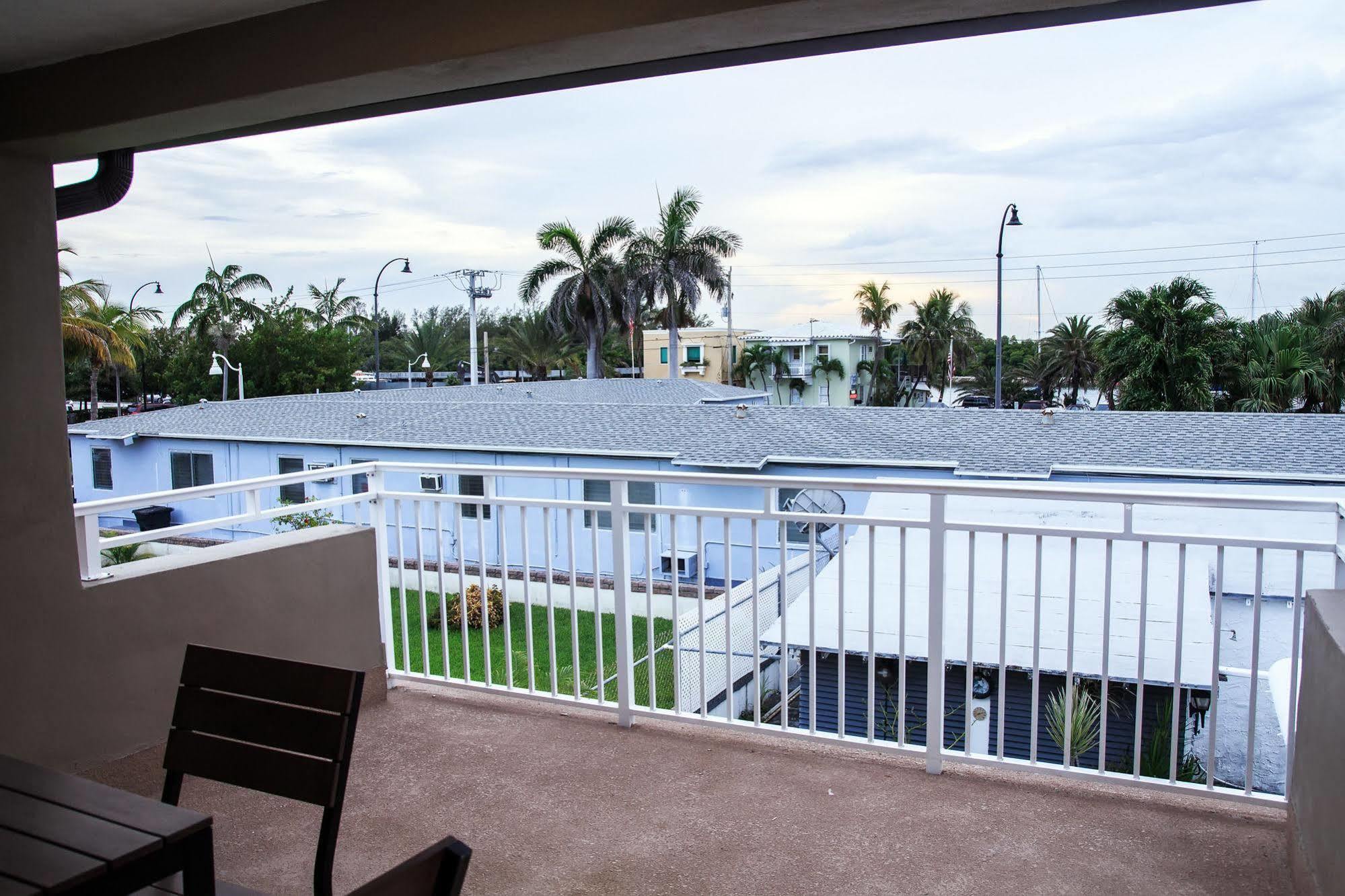 Caribbean Resort Suites Hollywood Exteriér fotografie